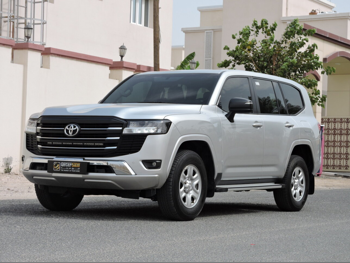Toyota  Land Cruiser  GX  2024  Automatic  77,000 Km  6 Cylinder  Four Wheel Drive (4WD)  SUV  Silver