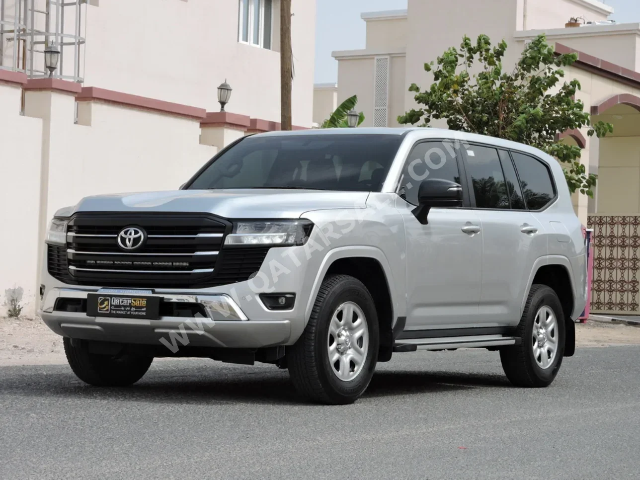 Toyota  Land Cruiser  GX  2024  Automatic  77,000 Km  6 Cylinder  Four Wheel Drive (4WD)  SUV  Silver