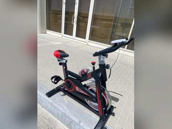 أجهزة اللياقة البدنية - دراجات التمرين