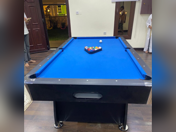 أسود و أزرق  طاولة بلياردو