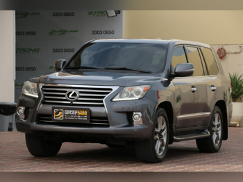 Lexus  LX  570  2013  Automatic  360,000 Km  8 Cylinder  Four Wheel Drive (4WD)  SUV  Gray