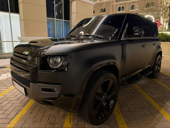 Land Rover  Defender  110 HSE  2023  Automatic  68,000 Km  6 Cylinder  Four Wheel Drive (4WD)  SUV  Black  With Warranty