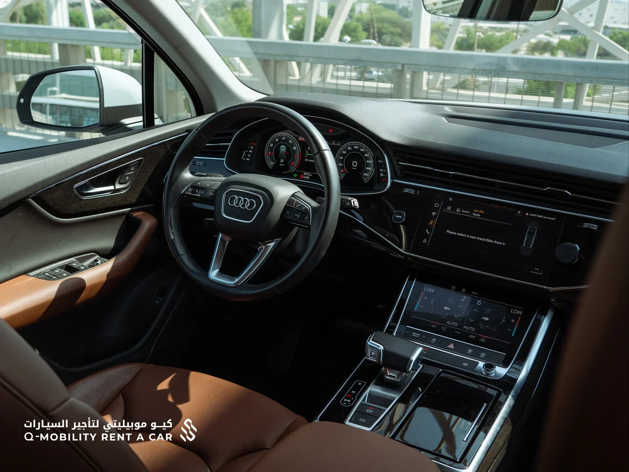 Audi  Q7  4 Cylinder  SUV ( AWD )  White  2022