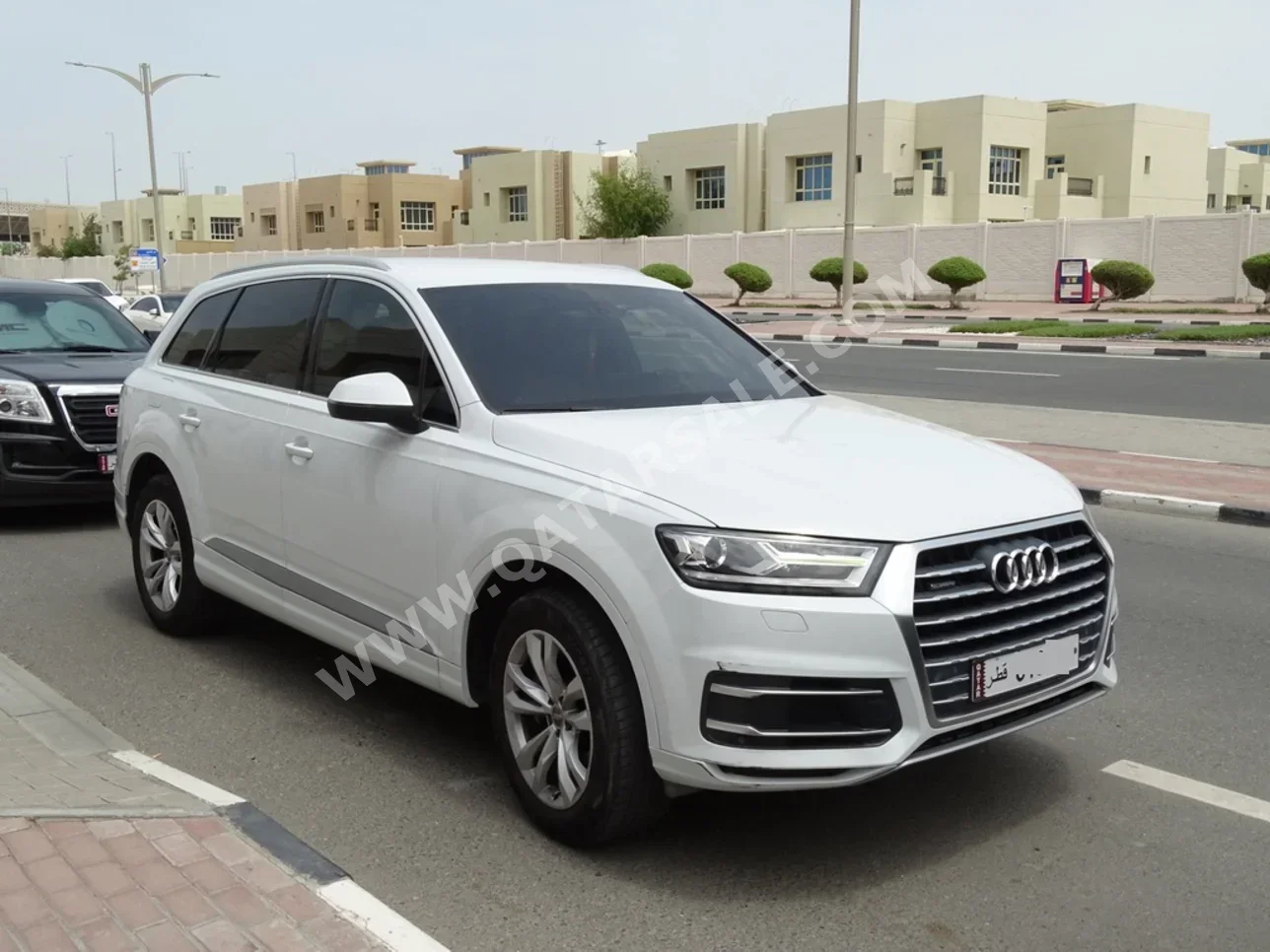 اودي  كيو 7  2019  اوتوماتيك  48,000 كم  4 سلندر  دفع رباعي  اس يو في  أبيض