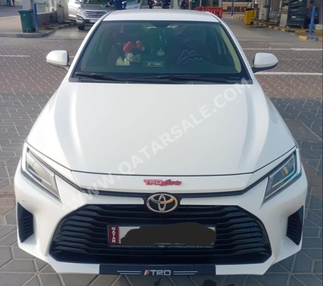 Toyota  Yaris  2023  Automatic  46,500 Km  4 Cylinder  Front Wheel Drive (FWD)  Sedan  White  With Warranty