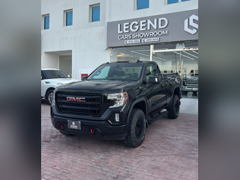 GMC Sierra AT4 2020 Automatic 152,000 Km 8 Cylinder Four Wheel Drive (4WD) Pick Up Black