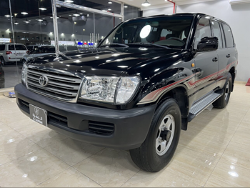 Toyota  Land Cruiser  GX  2005  Manual  383,000 Km  6 Cylinder  Four Wheel Drive (4WD)  SUV  Black