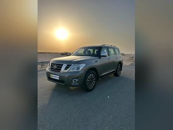 Nissan  Patrol  SE Platinum  2016  Automatic  389,000 Km  8 Cylinder  Four Wheel Drive (4WD)  SUV  Gray