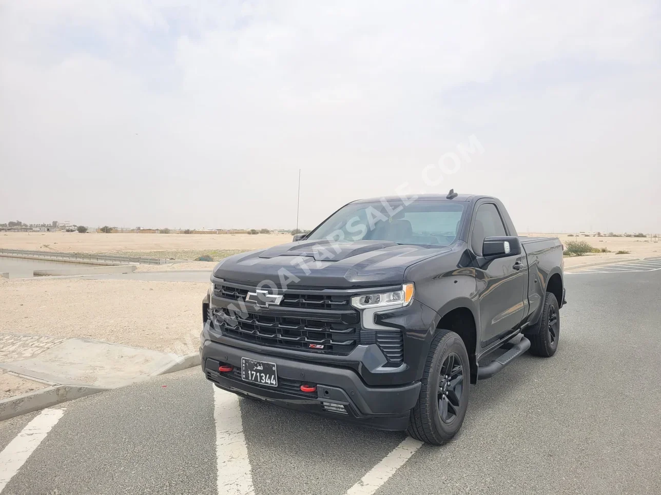 Chevrolet  Silverado  LT  2024  Automatic  30,000 Km  8 Cylinder  Four Wheel Drive (4WD)  Pick Up  Black  With Warranty