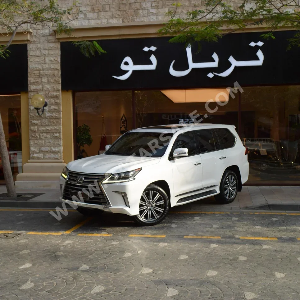 Lexus  LX  570  2017  Automatic  237,000 Km  8 Cylinder  Four Wheel Drive (4WD)  SUV  White