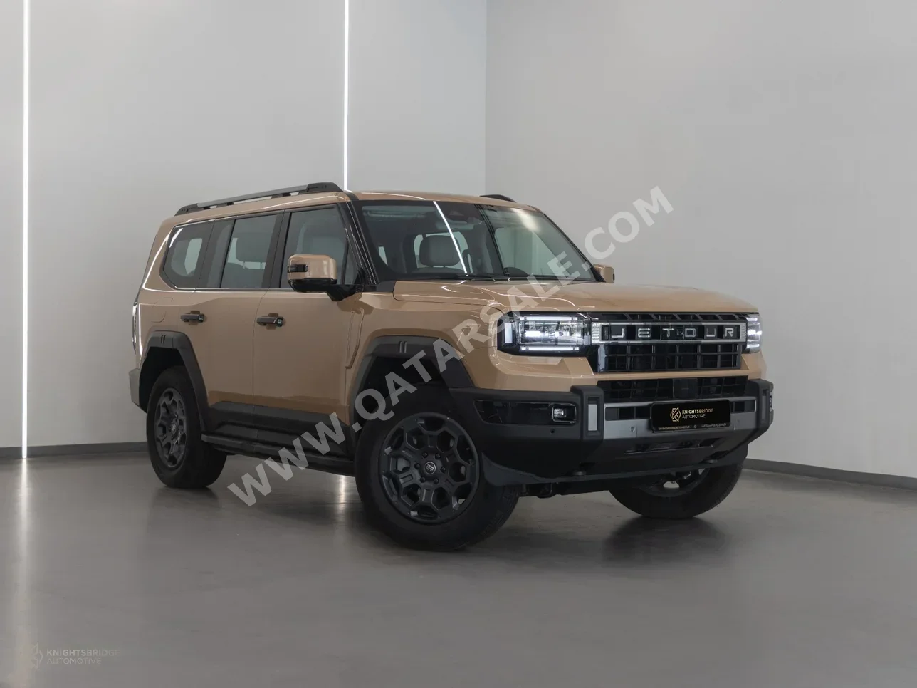 Jetour  G700  luxury  2026  Automatic  1,258 Km  4 Cylinder  Four Wheel Drive (4WD)  SUV  Beige  With Warranty
