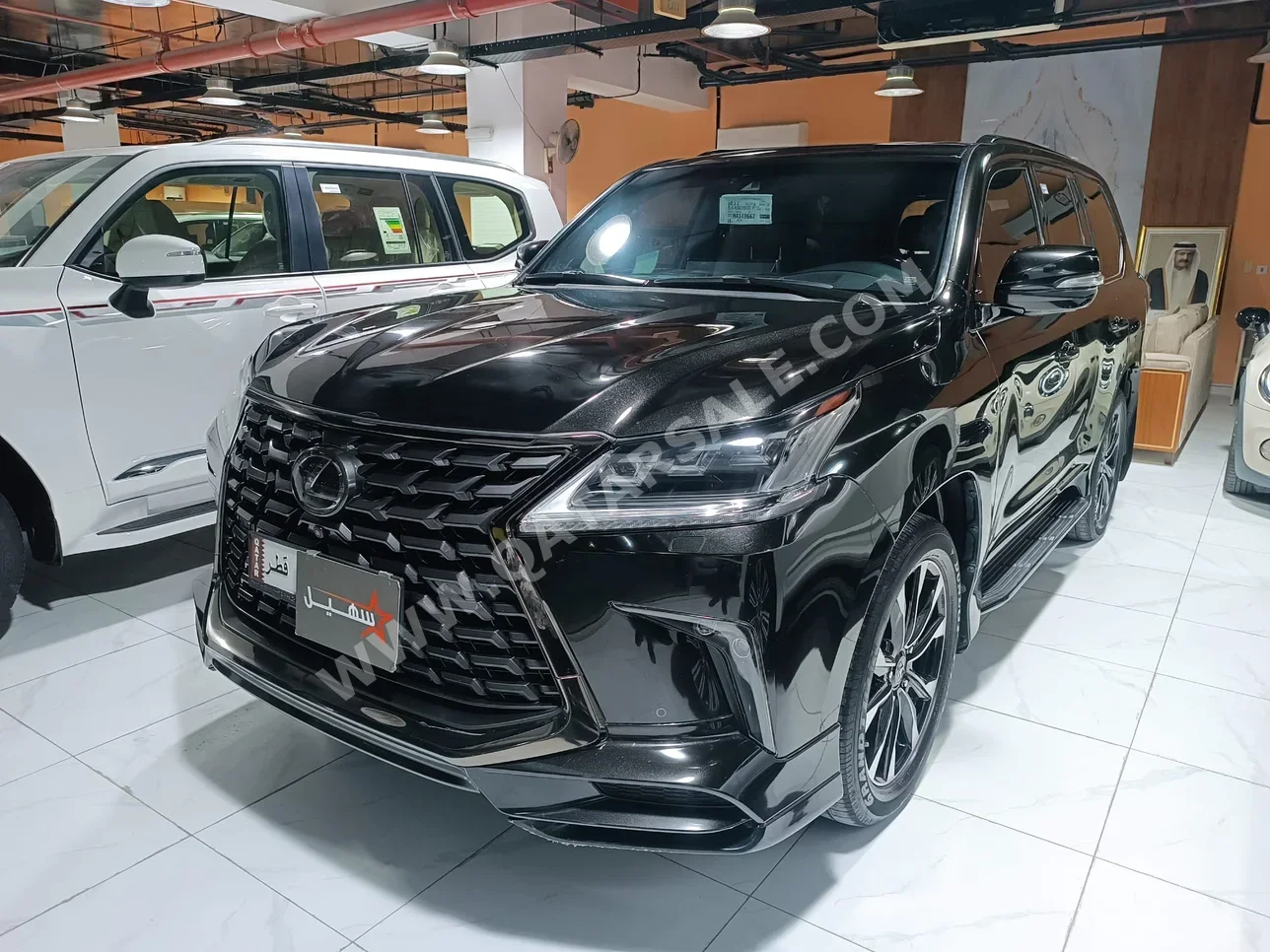 لكزس ال اكس 570 اس بلاك ايديشن 2021 اوتوماتيك 151,000 كم 8 سلندر دفع رباعي اس يو في أسود