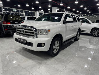 Toyota  Sequoia  2015  Automatic  360,000 Km  8 Cylinder  Four Wheel Drive (4WD)  SUV  White