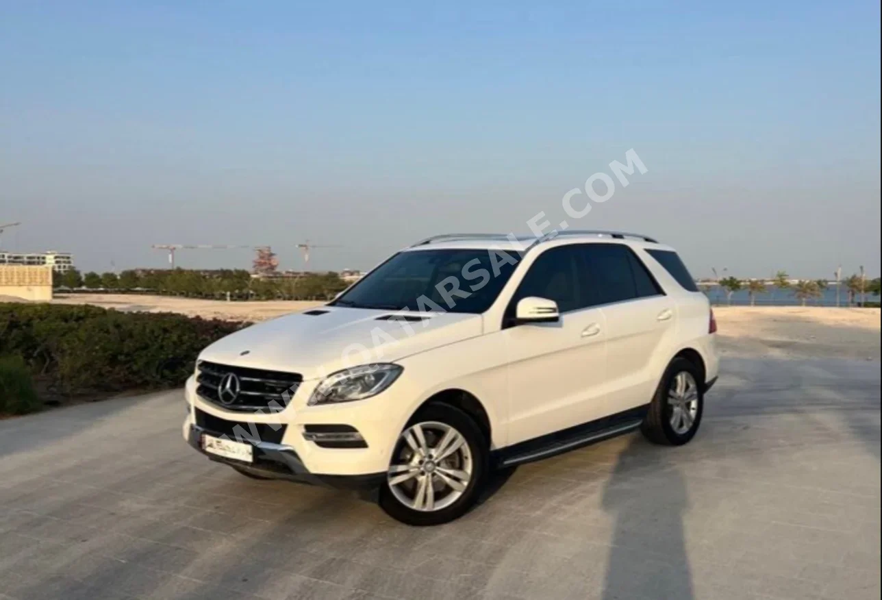 Mercedes-Benz  ML  350  2014  Automatic  30,000 Km  6 Cylinder  Four Wheel Drive (4WD)  SUV  White
