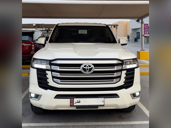 Toyota  Land Cruiser  GXR Twin Turbo  2023  Automatic  76,000 Km  6 Cylinder  Four Wheel Drive (4WD)  SUV  Pearl  With Warranty