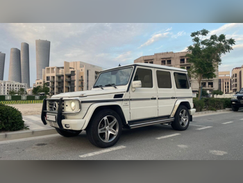 مرسيدس - بنز  جي - كلاس  55 اي ام جي  2010  اوتوماتيك  108,000 كم  8 سلندر  دفع رباعي  اس يو في  أبيض