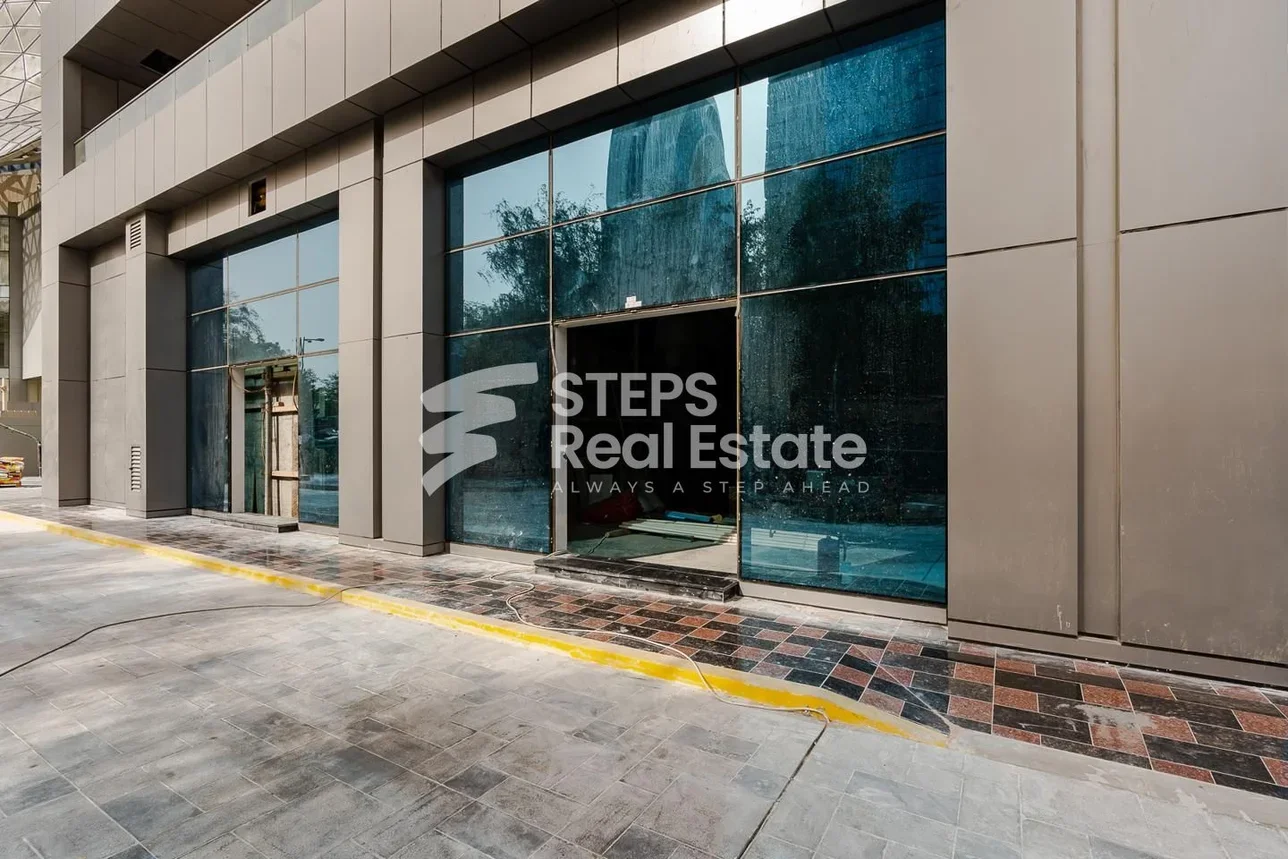 Commercial Shops - Not Furnished  - Lusail  For Sale  - Marina District