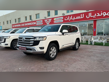 Toyota  Land Cruiser  GXR Twin Turbo  2024  Automatic  52,000 Km  6 Cylinder  Four Wheel Drive (4WD)  SUV  White  With Warranty
