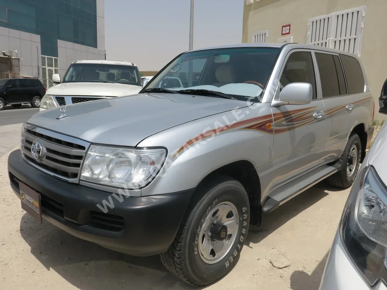 Toyota  Land Cruiser  GX  2005  Manual  137,000 Km  6 Cylinder  Four Wheel Drive (4WD)  SUV  Silver