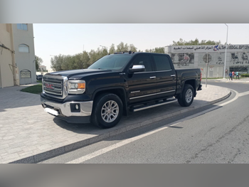 GMC  Sierra  1500  2014  Automatic  288,000 Km  8 Cylinder  Four Wheel Drive (4WD)  Pick Up  Black