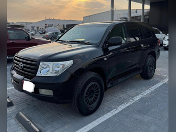 Toyota  Land Cruiser  G  2010  Automatic  306,000 Km  6 Cylinder  Four Wheel Drive (4WD)  SUV  Black