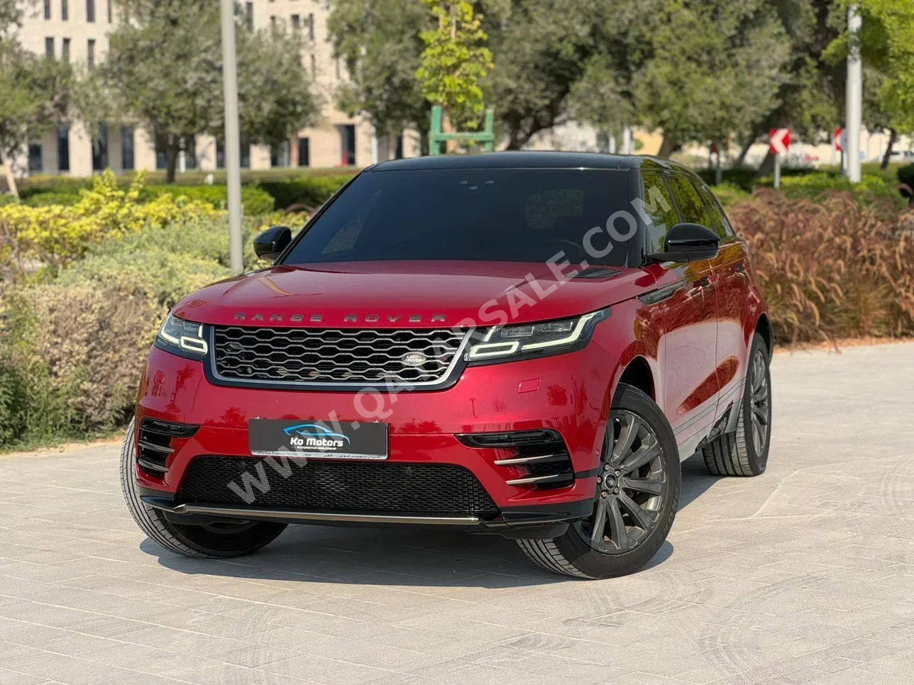 Land Rover  Range Rover  Velar R-Dynamic  2019  Automatic  77,000 Km  4 Cylinder  Four Wheel Drive (4WD)  SUV  Red