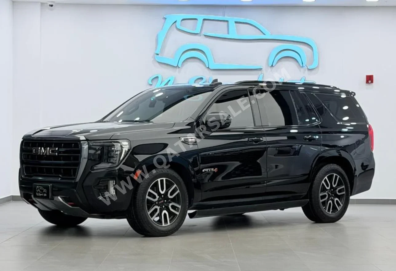 GMC  Yukon  AT 4  2022  Automatic  124,000 Km  8 Cylinder  Four Wheel Drive (4WD)  SUV  Black