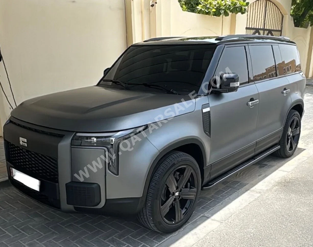 روكس موتور  جيشي  01  2026  اوتوماتيك  14,700 كم  4 سلندر  دفع رباعي  اس يو في  رمادي  تحت الضمان