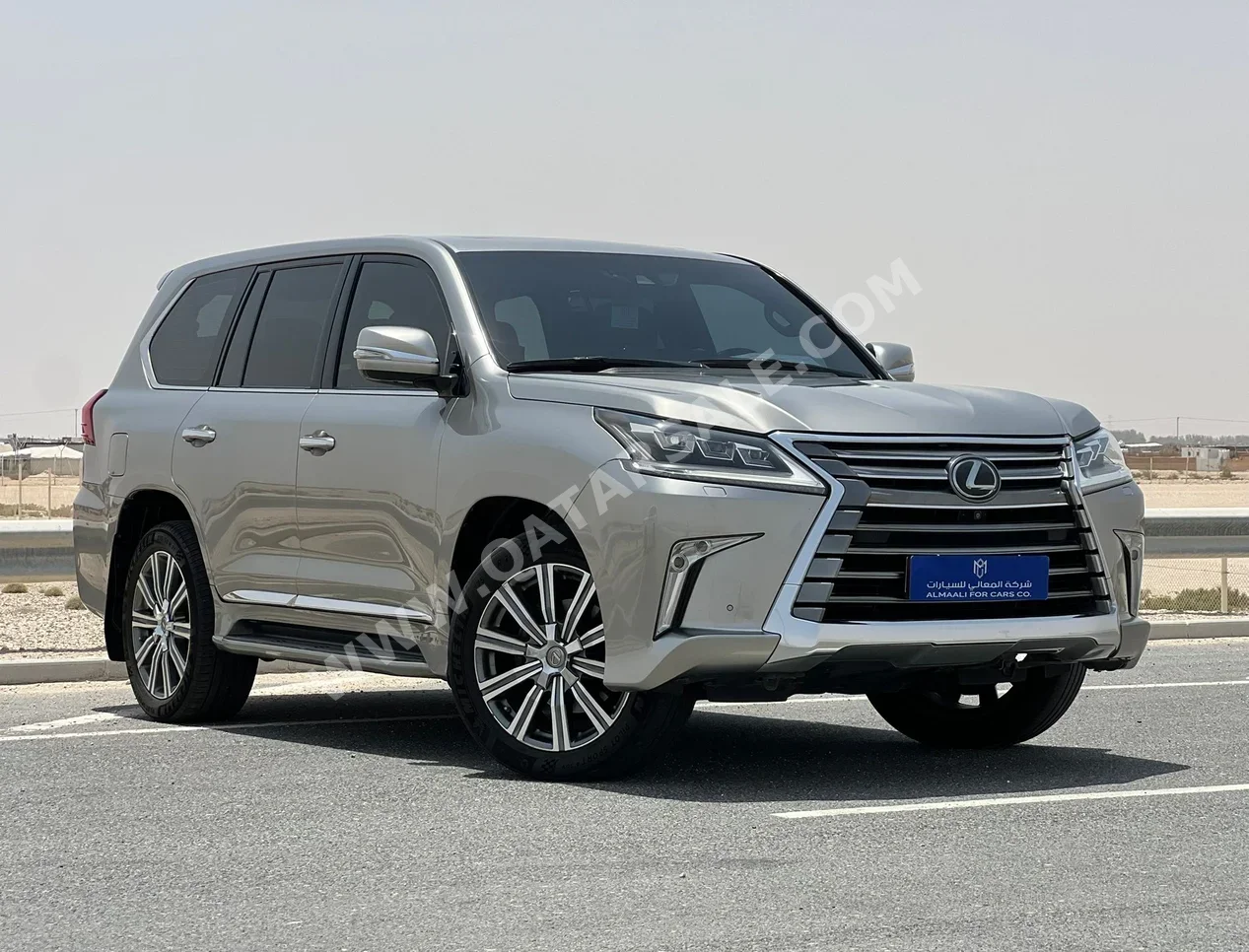 Lexus  LX  570  2017  Automatic  290,000 Km  8 Cylinder  Four Wheel Drive (4WD)  SUV  Light Gold