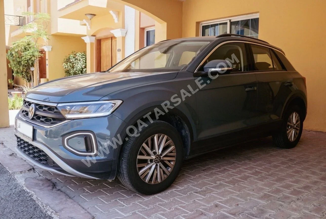Volkswagen  T-Roc  2023  Automatic  57,000 Km  4 Cylinder  Four Wheel Drive (4WD)  SUV  Dark Gray  With Warranty