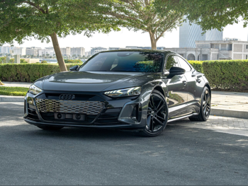 Audi  RS  E-tron GT  2022  Automatic  36,000 Km  0 Cylinder  All Wheel Drive (AWD)  Sedan  Gray
