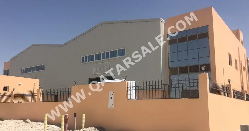 Farms & Resorts - Al Rayyan  - Industrial Area  -Area Size: 2000 Square Meter