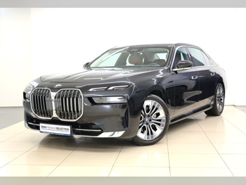 BMW  7-Series  735 i  2025  Automatic  30,500 Km  6 Cylinder  Rear Wheel Drive (RWD)  Sedan  Black  With Warranty