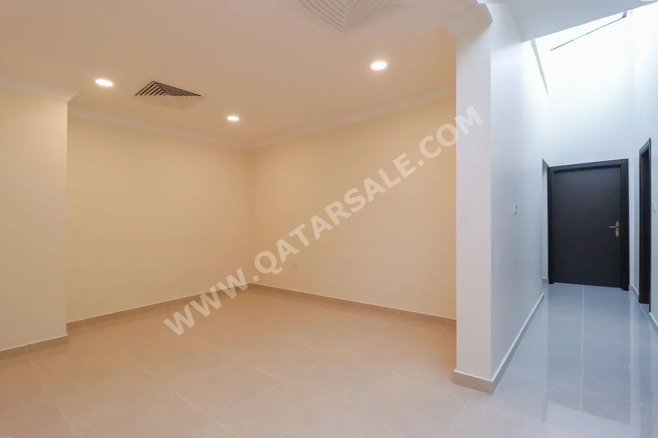 مباني ,ابراج ومجمعات - سكن عائلي  - الريان  - أبو هامور  للبيع