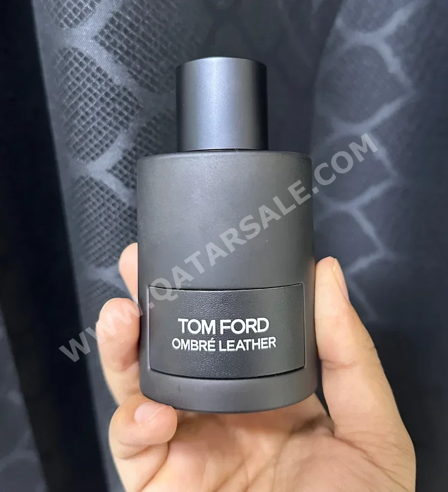 العطور والعناية بالجسم عطور  كلا الجنسين  Tom Ford  سويسرا  key notes of black leather, cardamom, jasmine sambac, patchouli, and white Moss  -  100 مل