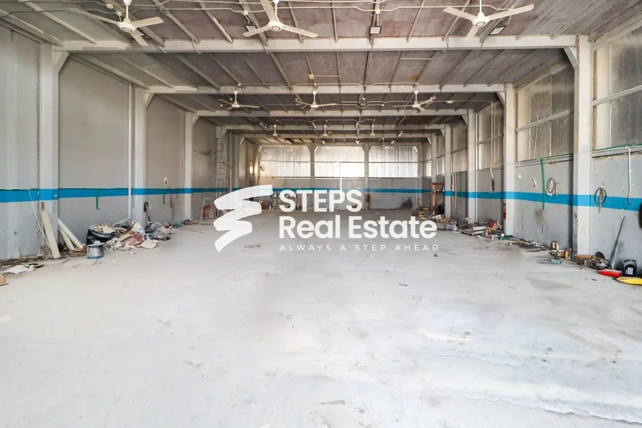 Warehouses & Stores - Al Rayyan  - Industrial Area  -Area Size: 600 Square Meter
