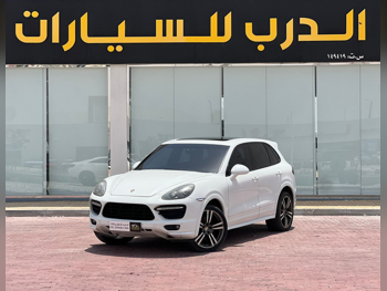 Porsche  Cayenne  GTS  2013  Automatic  292,000 Km  8 Cylinder  Four Wheel Drive (4WD)  SUV  White