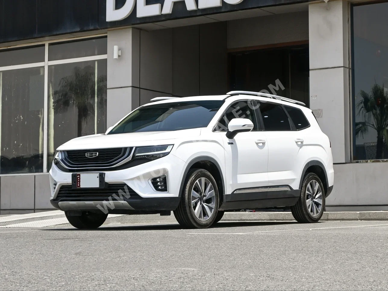 Geely  Okavango  2023  Automatic  39,000 Km  4 Cylinder  Front Wheel Drive (FWD)  SUV  White  With Warranty