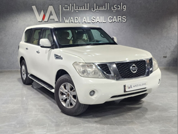 Nissan  Patrol  SE  2013  Automatic  368,000 Km  8 Cylinder  Four Wheel Drive (4WD)  SUV  White