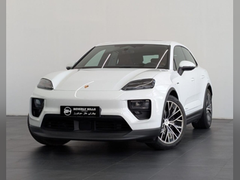 Porsche  Macan  2025  Automatic  4,145 Km  0 Cylinder  Four Wheel Drive (4WD)  SUV  White  With Warranty