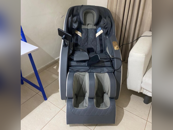 Massage Chair BestMassage  White  China  M8  All Body  4D