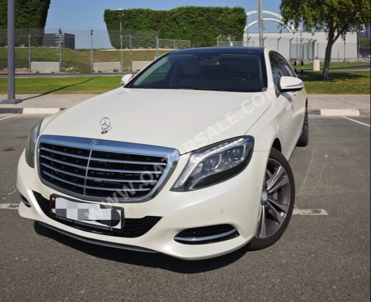 Mercedes-Benz  S-Class  400  2015  Automatic  25,500 Km  6 Cylinder  All Wheel Drive (AWD)  Sedan  White