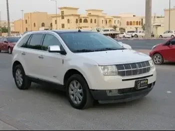 Lincoln  MKX  2009  Automatic  136,000 Km  6 Cylinder  SUV  White