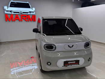 Wuling  Mini EV  2025  Automatic  1,700 Km  0 Cylinder  Front Wheel Drive (FWD)  Hatchback  Beige