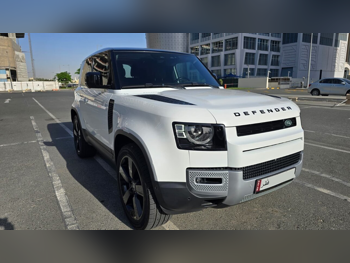 Land Rover Defender 90 HSE 2022 Automatic 76,000 Km 6 Cylinder Four Wheel Drive (4WD) SUV White and Black With Warranty