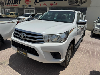 Toyota  Hilux  2019  Automatic  265,000 Km  4 Cylinder  Four Wheel Drive (4WD)  Pick Up  White