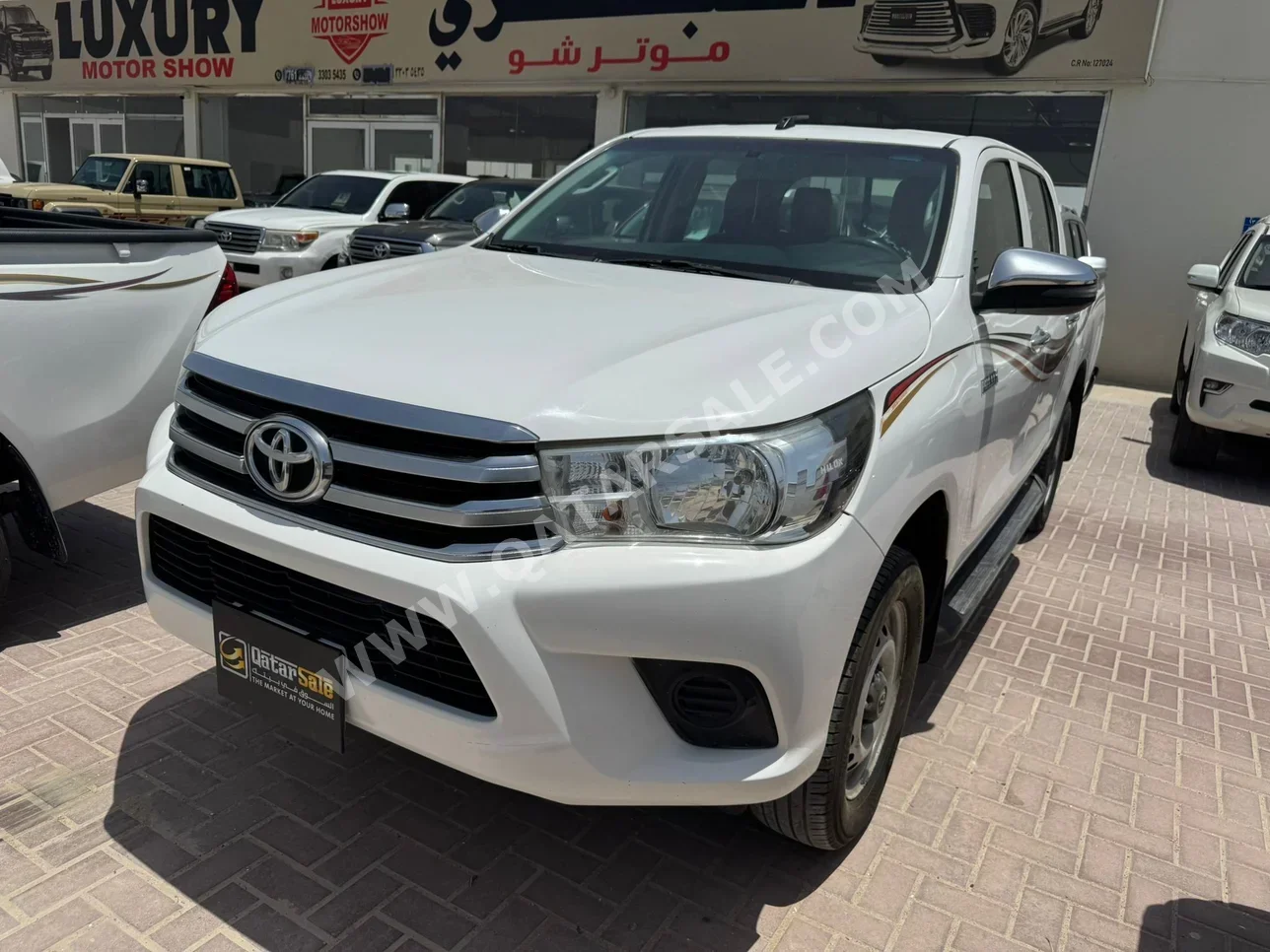 Toyota  Hilux  2019  Automatic  265,000 Km  4 Cylinder  Four Wheel Drive (4WD)  Pick Up  White
