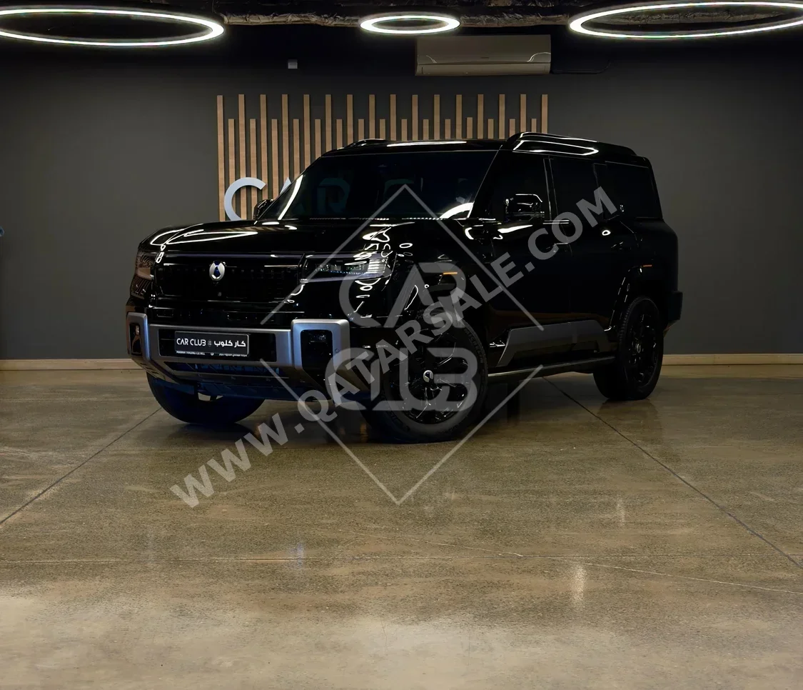 BYD Denza B8 Flag Ship 2026 Automatic 12,000 Km 4 Cylinder Four Wheel Drive (4WD) SUV Black With Warranty