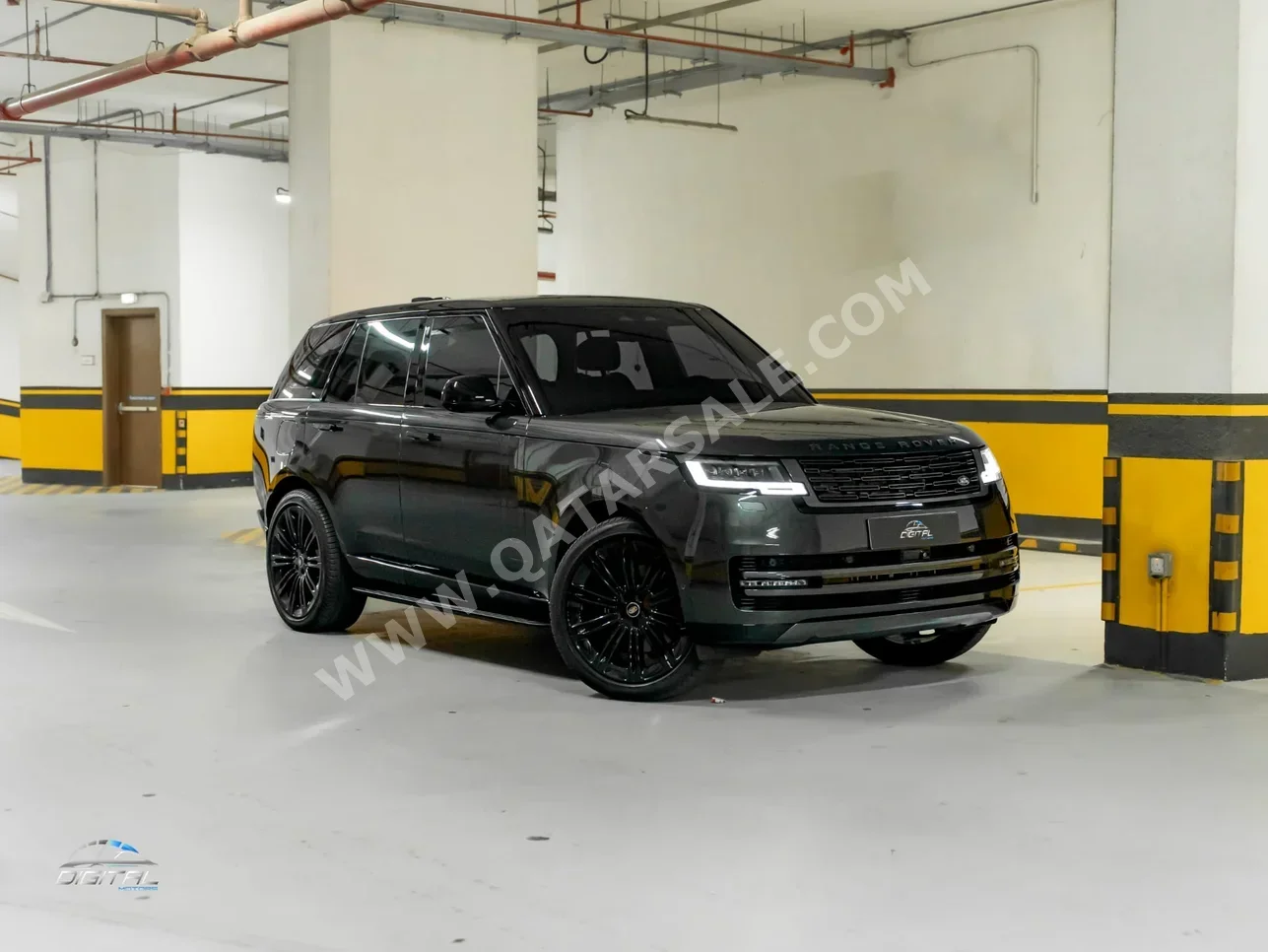 Land Rover  Range Rover  Vogue HSE  2024  Automatic  21,000 Km  6 Cylinder  Four Wheel Drive (4WD)  SUV  Gray  With Warranty