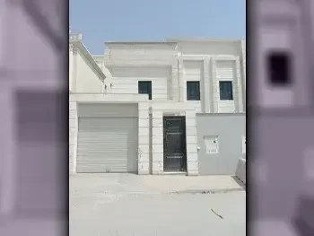 Labour Camp Family Residential  - Not Furnished  - Doha  - Al Sadd  - 7 Bedrooms